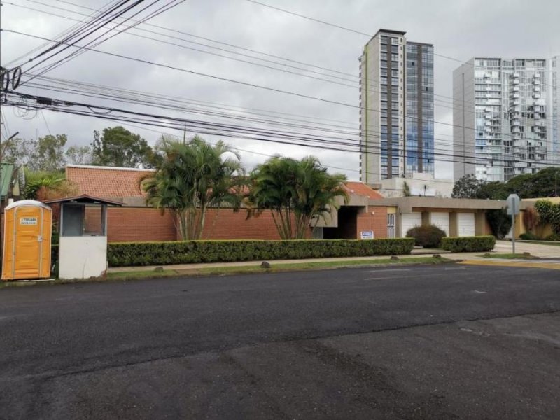 Foto Casa en Venta en Freses, Curridabat, San José - U$D 850.000 - CAV27800 - BienesOnLine