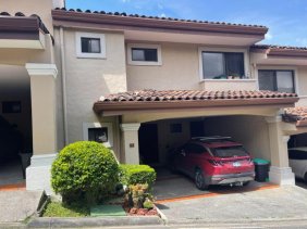 Casa en Venta en  Escazú, San José