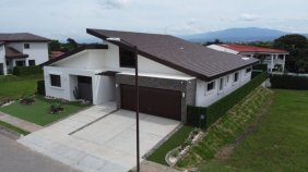 Casa en Venta en  Escazú, San José