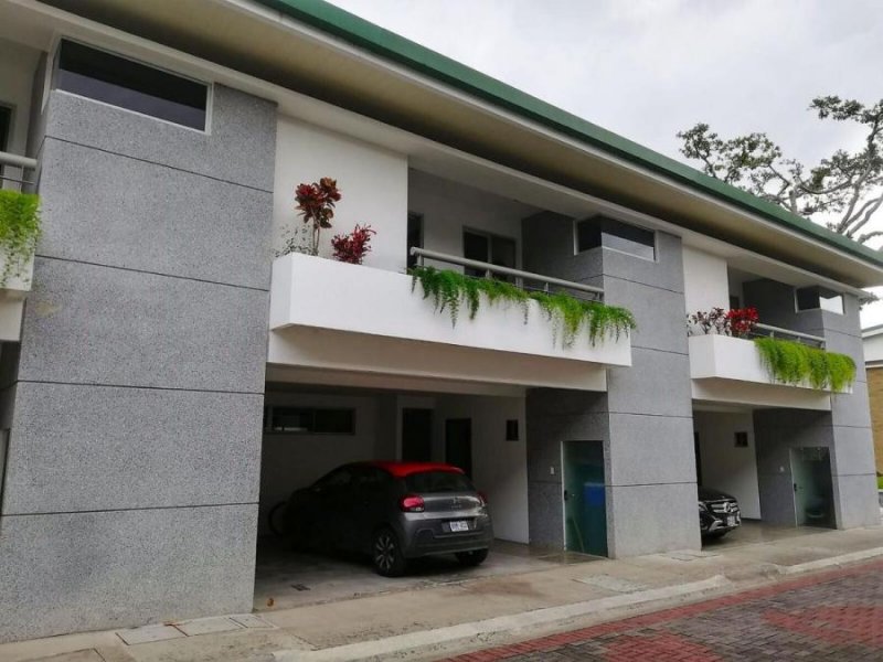 Casa en Venta en  Escazú, San José
