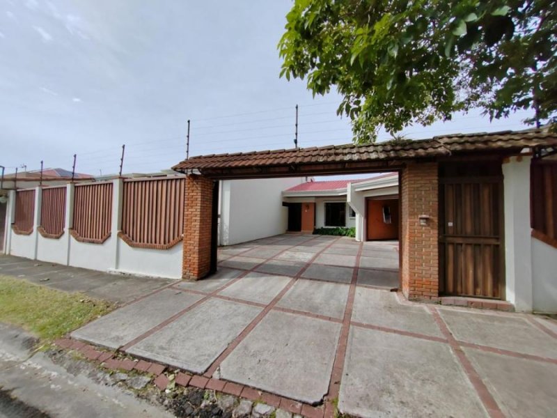 Casa en Venta en San Rafael Escazú, San José