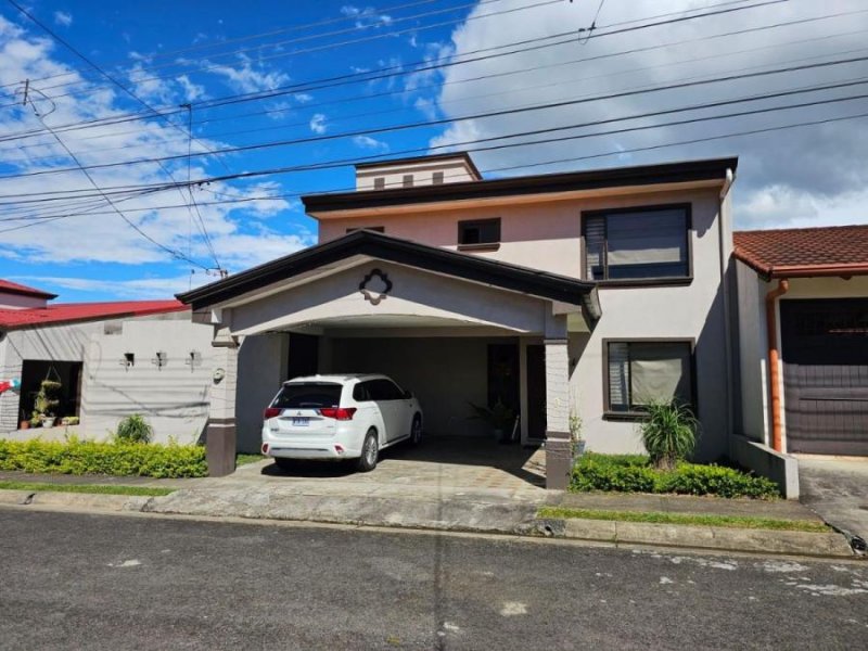CASA EN VENTA EN FLORES, cod: CTL 25-642