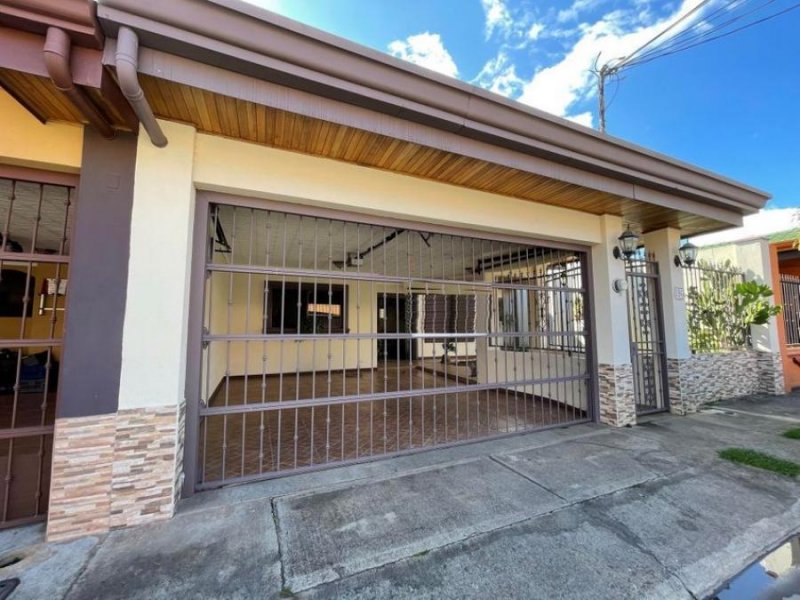 Foto Casa en Venta en San Joaquín, Flores, Heredia - U$D 195.000 - CAV59168 - BienesOnLine