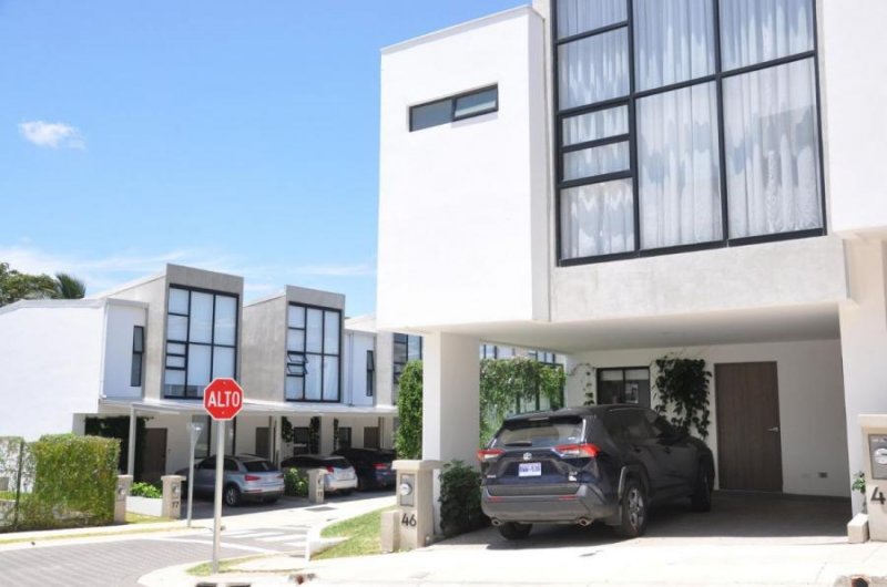 Casa en Venta en  Escazú, San José