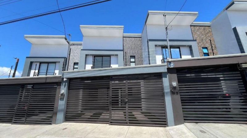 CASA EN VENTA EN HEREDIA, cod: CTL 25-1395