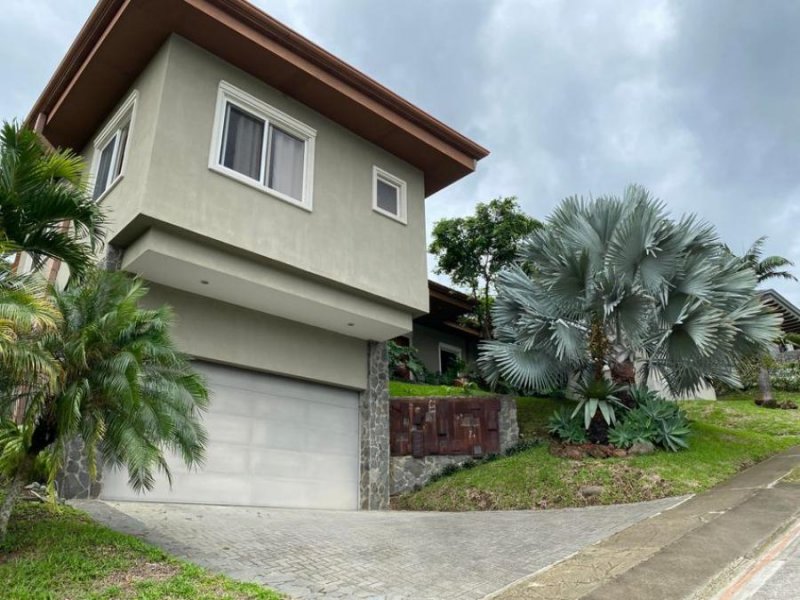 Foto Casa en Venta en Colón, Mora, San José - U$D 750.000 - CAV41522 - BienesOnLine