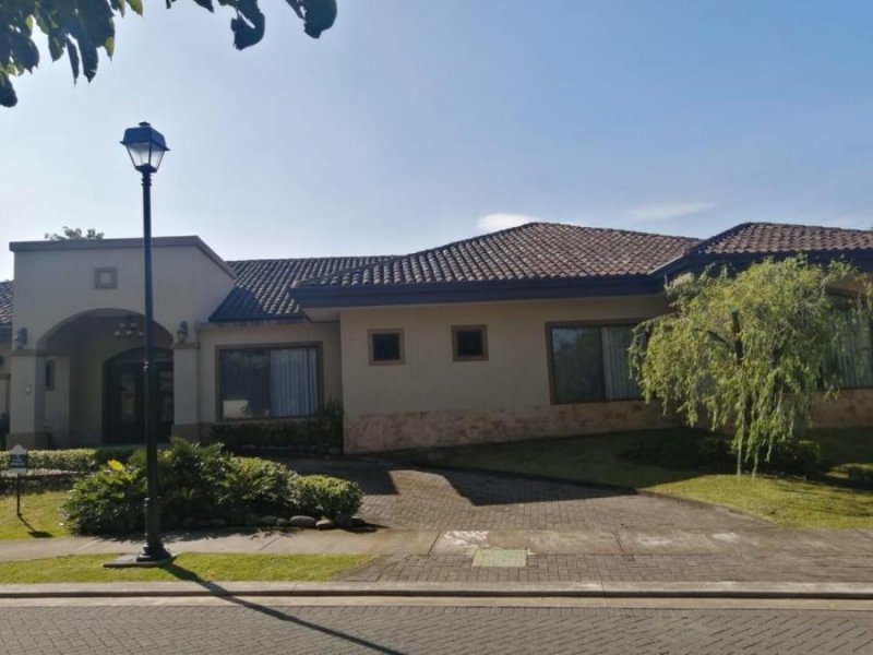 Casa en Venta en  Piedades, San José
