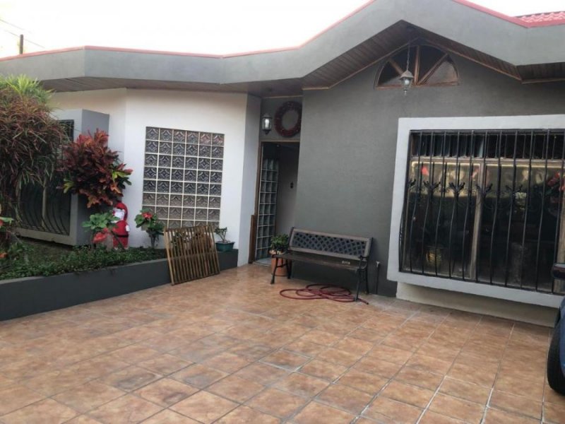 Casa en Venta en Pozos Santa Ana, San José