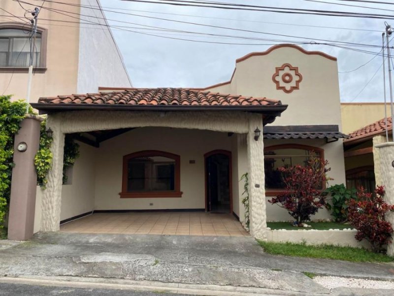 Casa en Venta en San Francisco Heredia, Heredia