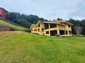 CASA EN VENTA EN SAN ISIDRO, cod: CTL 25-834