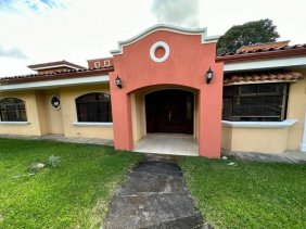 Casa en Venta en  Heredia, Heredia