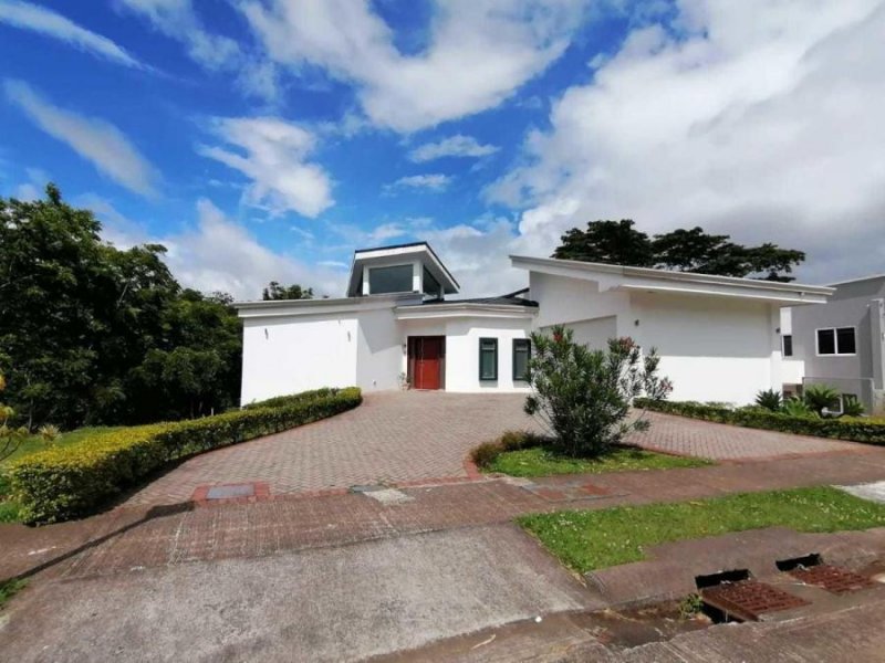Casa en Venta en  San Isidro, Heredia