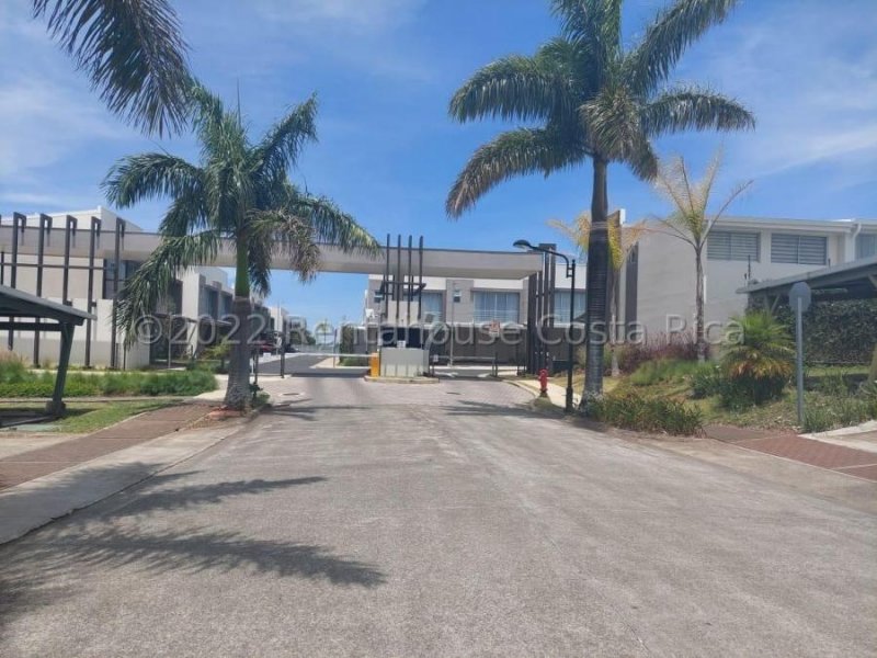 Casa en Venta en  San Rafael, Heredia