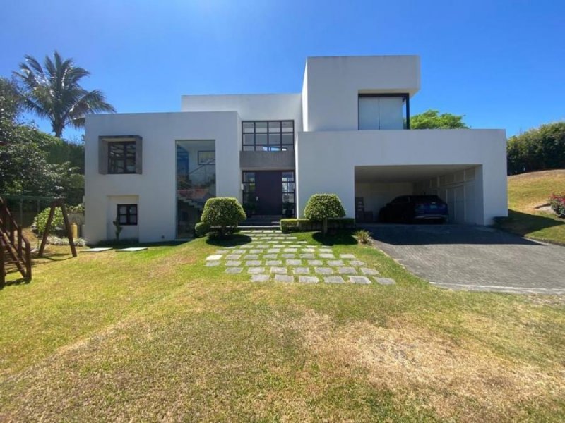 Casa en Venta en  Santa Ana, San José