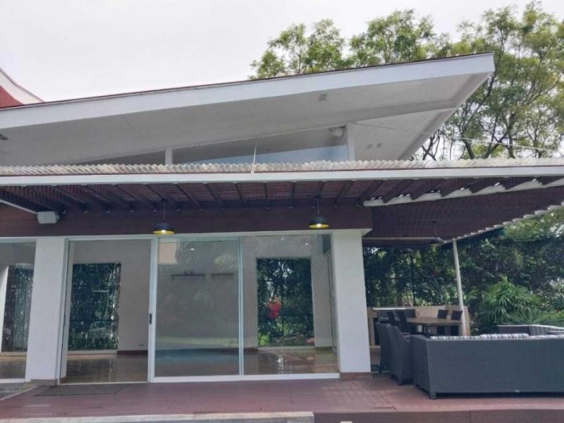 Casa en Venta en  Santa Ana, San José