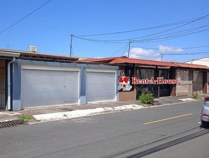 Casa en Venta en Ulloa Heredia, Heredia
