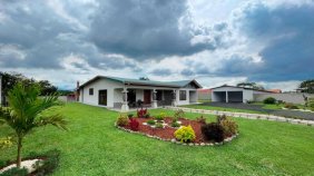 Casa en Venta en Grecia Grecia, Alajuela