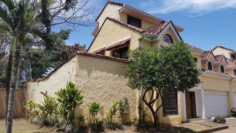 Casa en Venta en  Escazú, San José