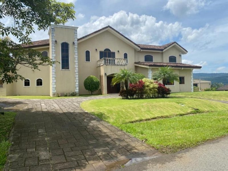 Casa en Venta en  Guácima, Alajuela