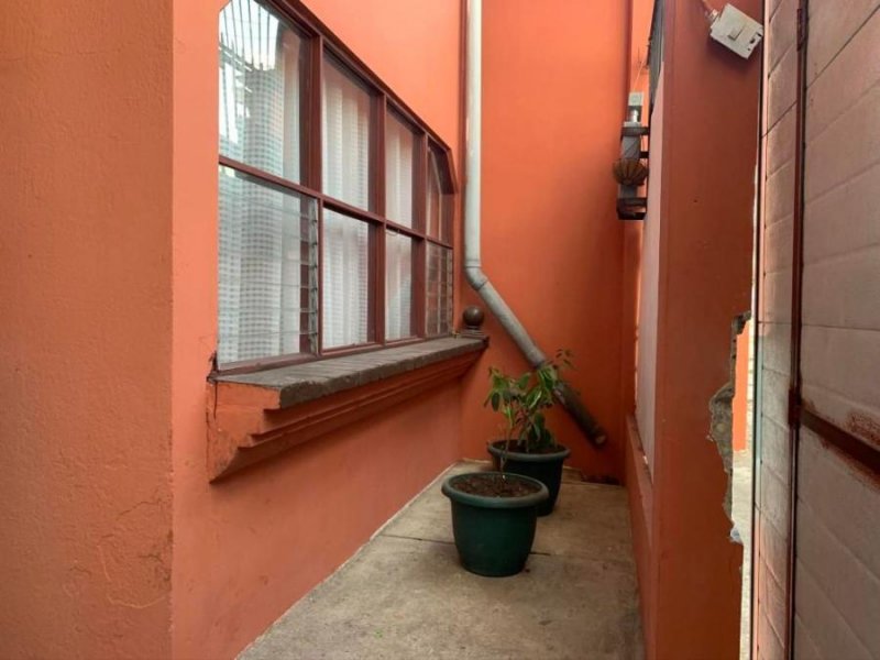 Foto Casa en Venta en Zapote, San José, San José - U$D 100.800 - CAV24267 - BienesOnLine