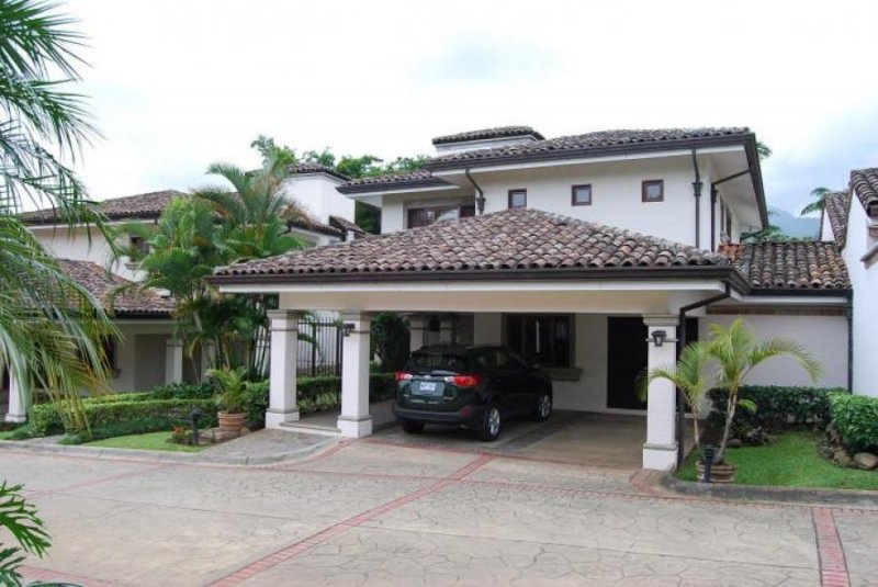 Foto Casa en Venta en Escazu Centro, Escazú, San José - U$D 400.000 - CAV24661 - BienesOnLine