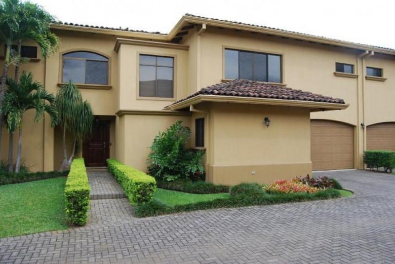 Foto Casa en Venta en SanRafaelDeEscazu, Escazú, San José - U$D 395.000 - CAV24639 - BienesOnLine