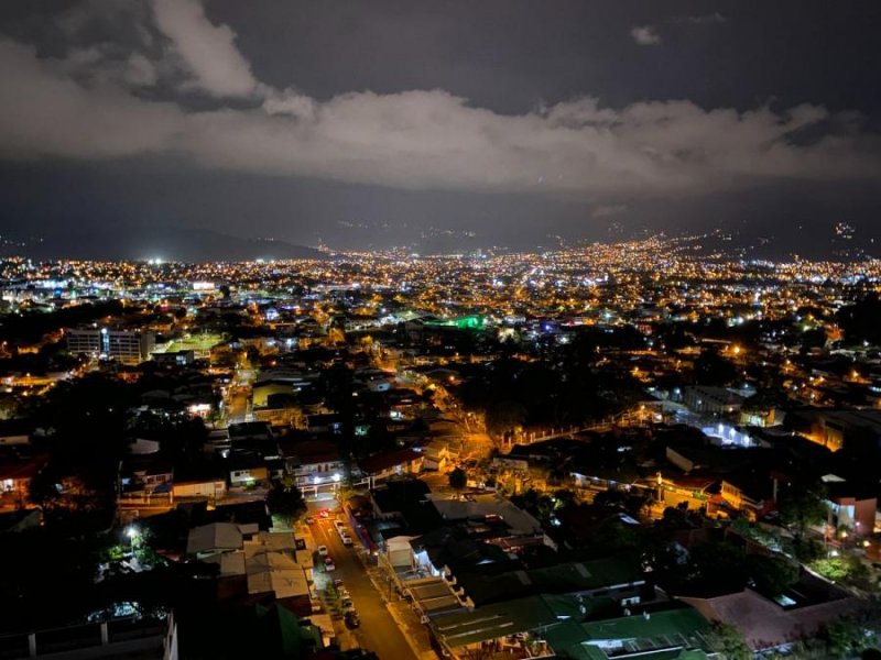 Apartamento en Alquiler en San Pedro Montes de Oca, San José
