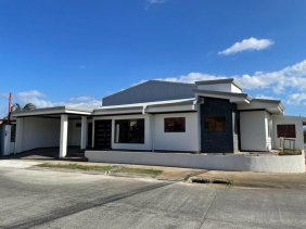 Casa en Venta en  San Pablo, Heredia