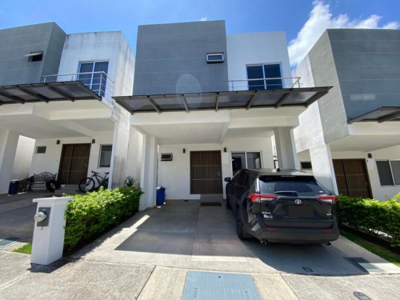 Casa en Venta en  Brasil de Santa Ana, San José