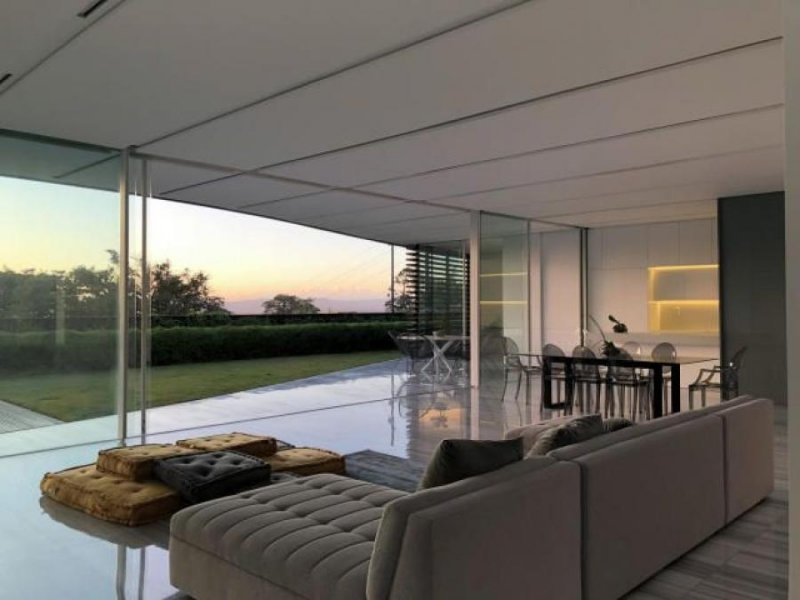 Foto Casa en Venta en Santa Ana, San José - U$D 1.400.000 - CAV26061 - BienesOnLine