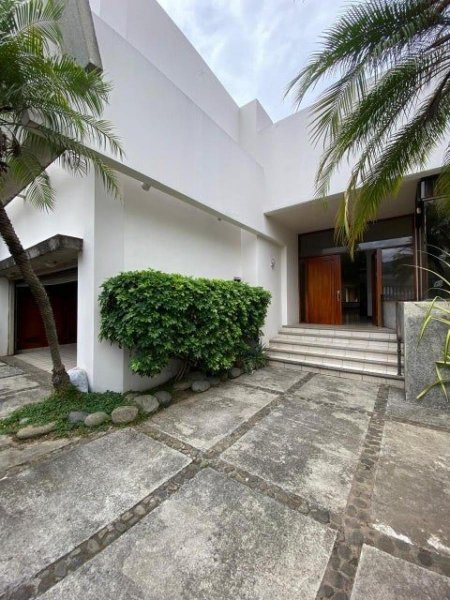 MLS-25-1735 LS ALQUILER CASA SAN RAFAEL ESCAZU 