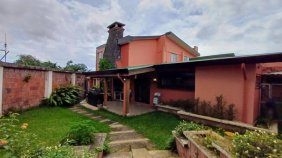 Casa en Venta en GRANADILLA CURRIDABAT Curridabat, San José