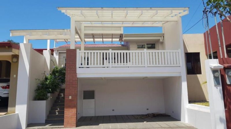 Foto Casa en Venta en Alajuela, Alajuela - U$D 195.000 - CAV25510 - BienesOnLine