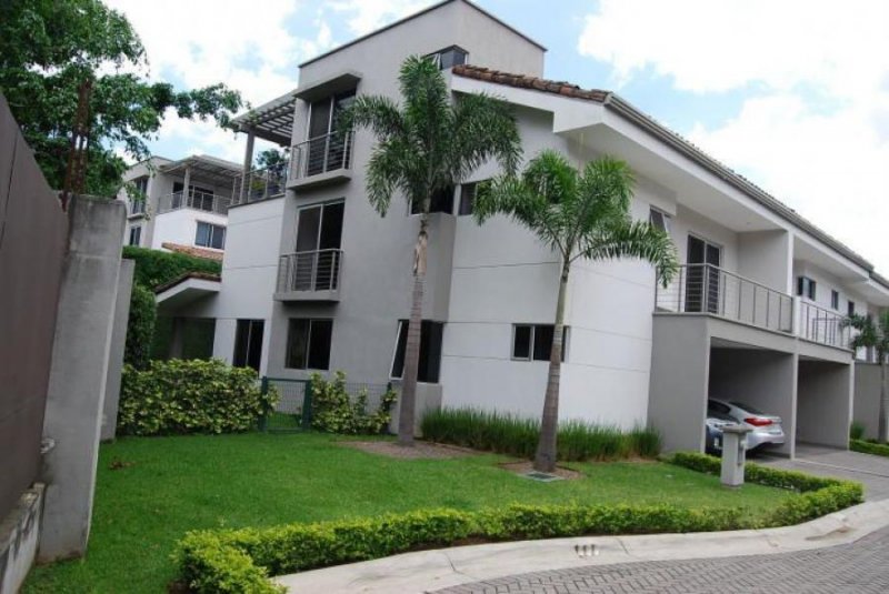 Foto Casa en Venta en Escazú, San José - U$D 490.000 - CAV24683 - BienesOnLine