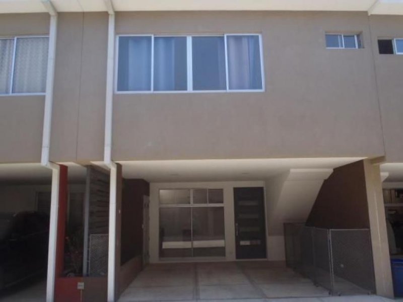 Foto Casa en Venta en Tibás, San José - U$D 145.000 - CAV24382 - BienesOnLine