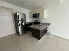 OPORTUNIDAD Apartamento venta en Torre moderna de Ulloa