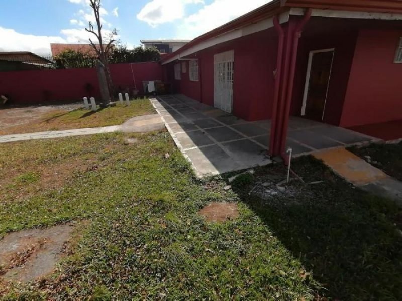 Casa en Alquiler en San Vicente, Por el Lincoln Plaza Moravia, San José