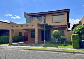 Casa en Venta en  San Joaquín, Heredia