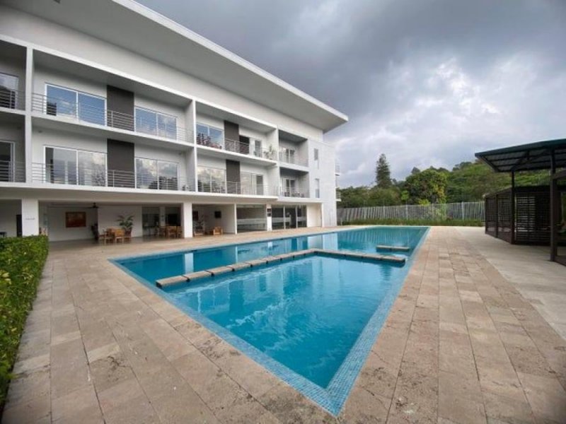 SE ALQUILA APARTAMENTO EN CONDOMINIO SANTA ANA