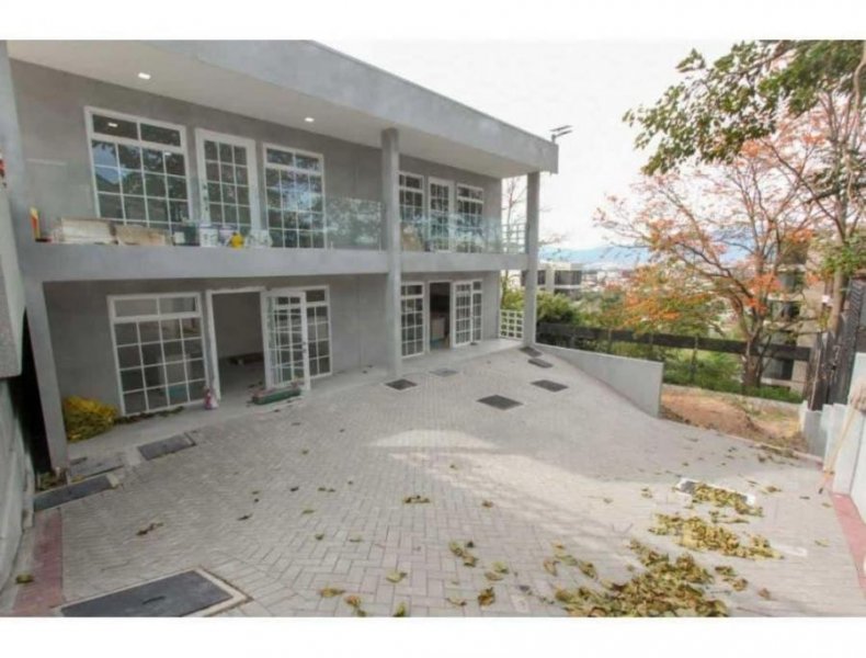 Foto Apartamento en Alquiler en Escazú, San José - U$D 750 - APA38632 - BienesOnLine