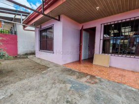 Casa en Venta en Bolivar Grecia, Alajuela