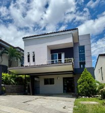 Casa en Venta en  Ulloa, Heredia