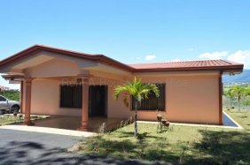 Casa en Venta en  San Isidro, Alajuela