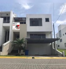 Casa en Venta en  San Francisco, Heredia