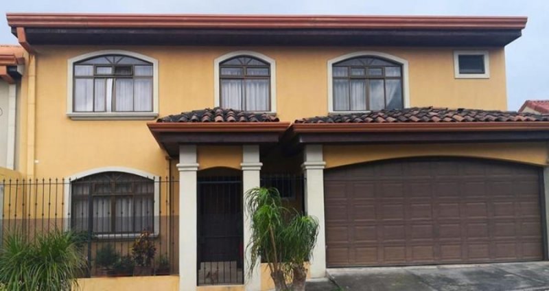 Se Vende Hermosa casa en San Pablo de Heredia