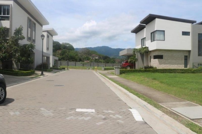 Casa en Venta en pozos Santa Ana, San José