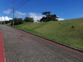 Se vende lote en el RESIDENCIAL LAS GEMAS SAN ISIDRO HEREDIA