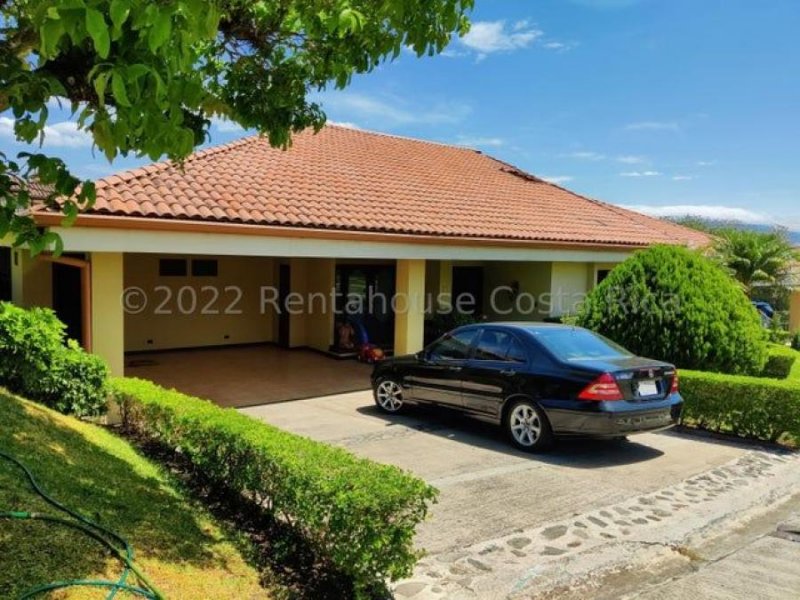 Casa en Venta en  Escazú, San José