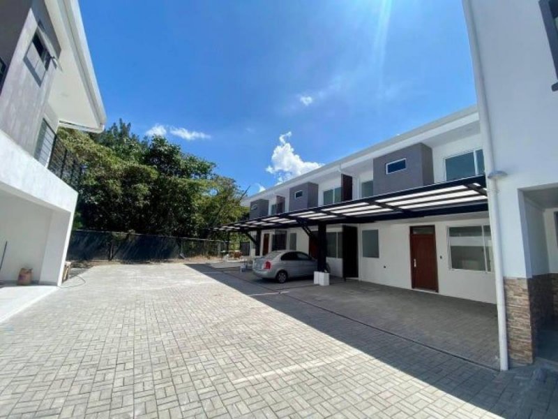 Casa en Venta en  Escazú, San José
