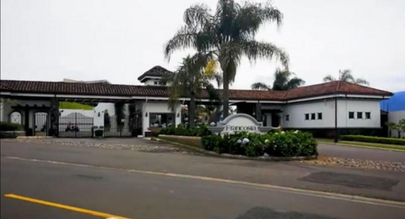 Terreno en Venta en  Ulloa, Heredia